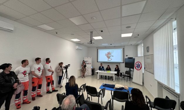 Zavod za hitnu medicinu Karlovačke županije pokreće kampanju  „Gdje si četvrtkom u 18:00? Saznaj kako možeš spasiti život!“